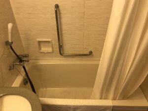 京成ホテルミラマーレ モデレートツイン バスタブ 水栓は湯・水混合式です