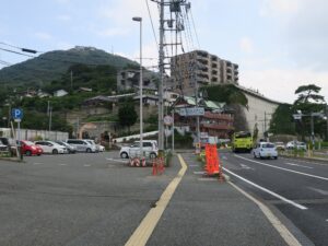 山口県下関市 みもすそ川交差点 火の山ロープウェイへはここから階段を登ります
