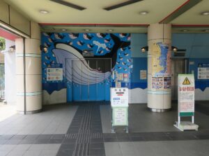 関門トンネル人道入口 下関側 トンネルへはエレベーターで降ります