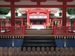 下関 赤間神宮 外拝殿から見える本宮