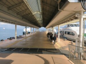高松港 高速船 乗り場