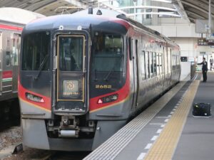 JR高徳線 2600系 特急うずしお 前面 高松駅にて撮影