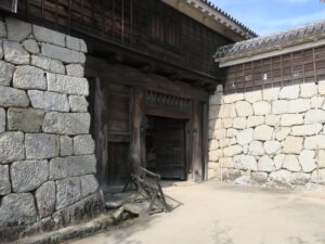 松山城 太鼓門