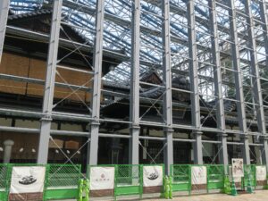 道後温泉本館 正面 絶賛工事中でした