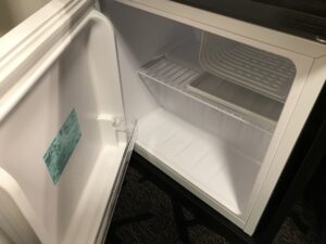 アパホテル 上野駅前 スタンダードルーム 冷蔵庫の中