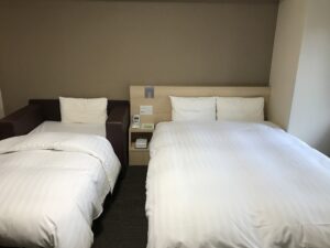ドーミーイン・global cabin浅草 クイーンルーム ベッド