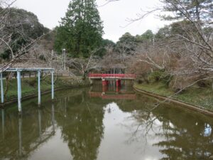 津偕楽公園 八橋の池