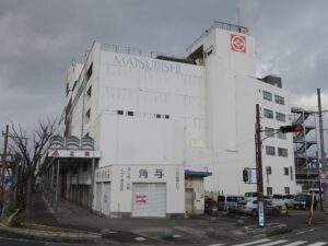 津 松菱百貨店 店舗建物