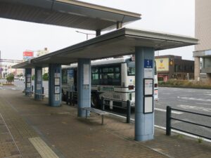 三重交通 三重会館前バス停留所 津駅方面乗り場