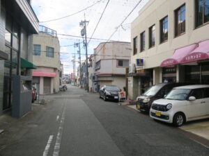津 大門 津観音付近 津大門シネマのある通り