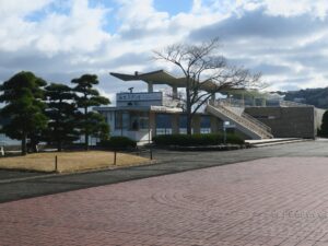 ミキモト真珠島 海女スタンド ここで海女さんの実演が見れます