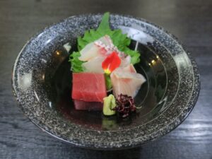 クインテッサホテル伊勢志摩 夕食 松阪牛すき焼き懐石 お造り3種盛り