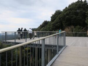 志摩 横山展望台 展望台を横から見たところ