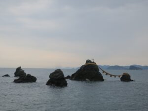 二見興玉神社 夫婦岩 かえる岩 屏風岩