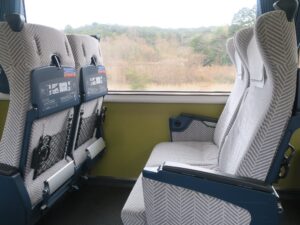 近畿日本鉄道 22600系 特急Ace シート 側面