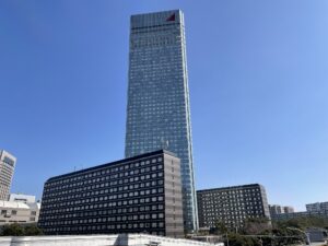 アパホテル&リゾート 東京ベイ幕張 建物 南側から撮影