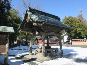 秩父神社 手水舎 今日は雪深い日でした