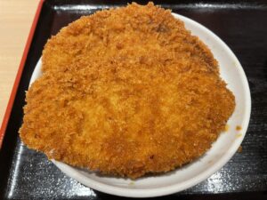 わらじかつ丼 西武秩父駅前温泉 祭の湯にて