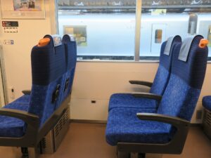 西武鉄道 40000系 S-TRAIN シート側面 西武秩父駅にて撮影