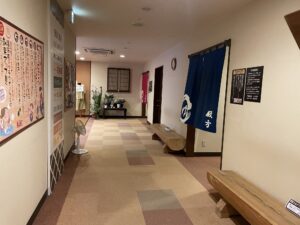 スーパー健康ランド 華のゆ 男湯と女湯