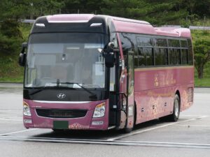 那覇バス 定期観光バス 伊芸サービスエリアで撮影
