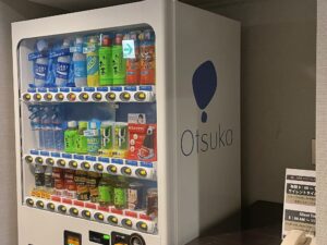 アパホテル 京成成田駅前 シングルルーム 自動販売機