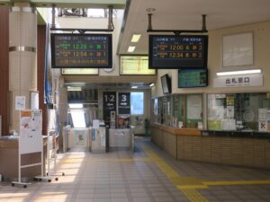 しなの鉄道線 上田駅 改札口