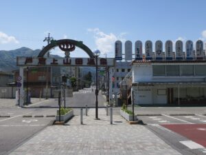 しなの鉄道線 戸倉駅 駅前