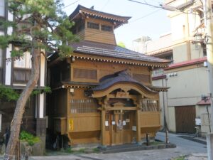 野沢温泉 大湯 建物外観