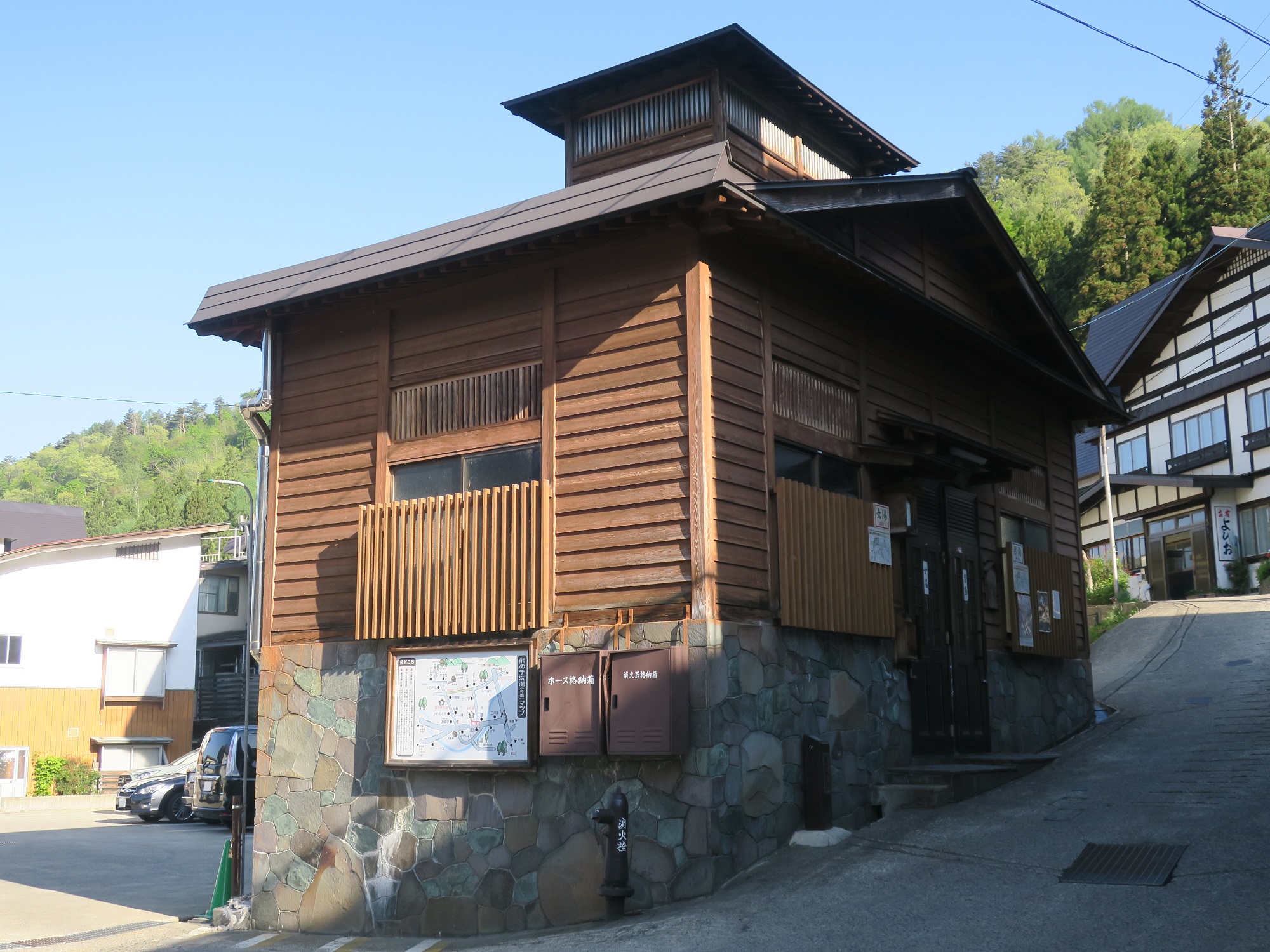 野沢温泉 上寺湯 建物外観
