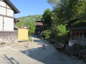 野沢温泉 麻釜温泉公園 ふるさとの湯 建物