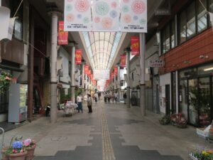 長野 権堂商店街 アーケード内