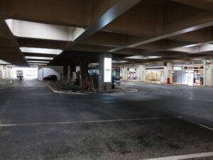 新潟 万代シテイ バスセンター バスターミナル内部