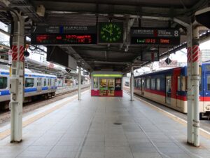鹿島臨海鉄道 大洗鹿島線 水戸駅 7番線・8番線 7番線は主に常磐線で土浦・上野・東京・品川方面に行く列車と、水戸線で尾山方面に行く列車が発着します 8番線は大洗鹿島線で大洗・新鉾田・鹿島神宮方面に行く列車が発着します