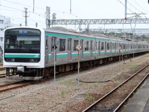 JR常磐線 E501系 全体 いわき駅にて