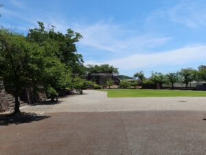 甲府城跡 舞鶴城公園 自由広場