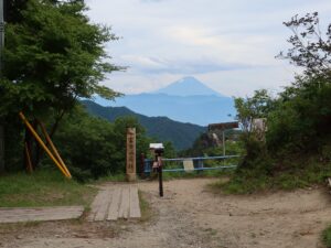 昇仙峡 富士山遥拝所