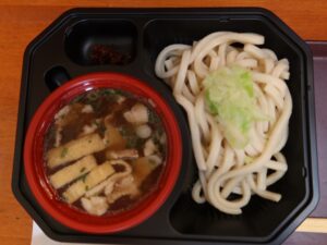 つけ汁吉田うどん 河口湖駅にて