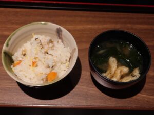 あさりのかまど飯 盛り付け 湯けむり天然秘湯 龍泉の湯にて