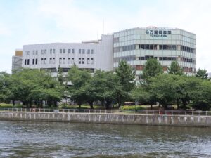 横浜みなとみらい万葉倶楽部 建物