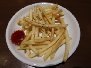 ポテトフライ 竜泉寺の湯 草加谷塚店にて