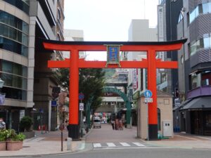 生田神社 イクタロードにある大鳥居