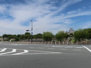 姫路城前交差点 姫路市のメインストリートにあります