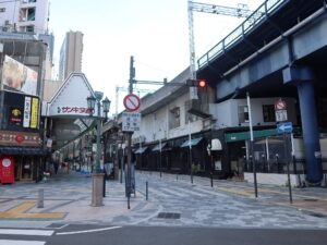 神戸 三宮 サンキタ通り イクタロードから東方向を撮影