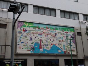 神戸 元町商店街 元町4丁目 お仏壇の浜屋