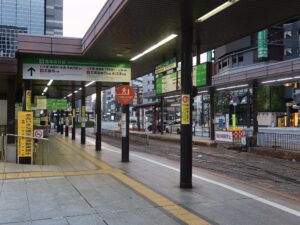 広島電鉄 広島駅 電車乗り場 八丁堀・紙屋町を経由して宮島口・広島港・江波方面に行く電車はここから乗ります