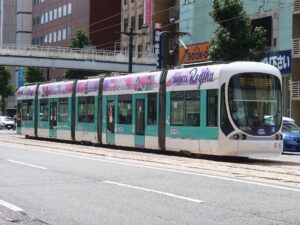 広島電鉄 5100型 Greenmover max 袋町付近にて撮影