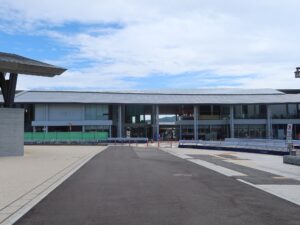 宮島口旅客ターミナル 建物全景