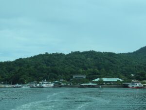 宮島桟橋 全体 宮島松代汽船の船内から撮影