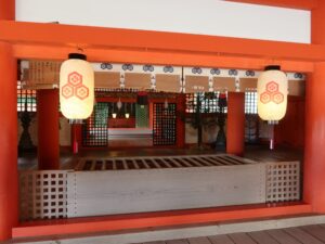 宮島 厳島神社 客神社本殿と拝殿